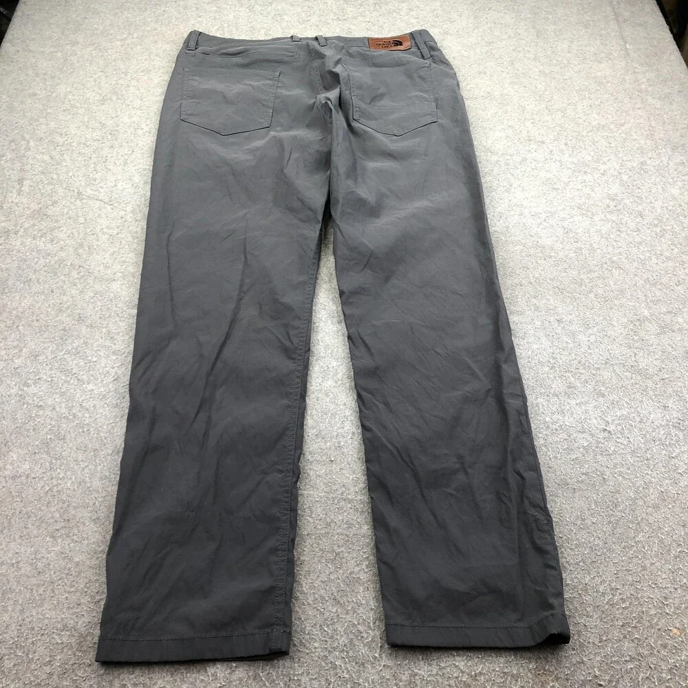 The North Face Pants Mens 34 Gray Chino Straight Leg Casual Microfiber